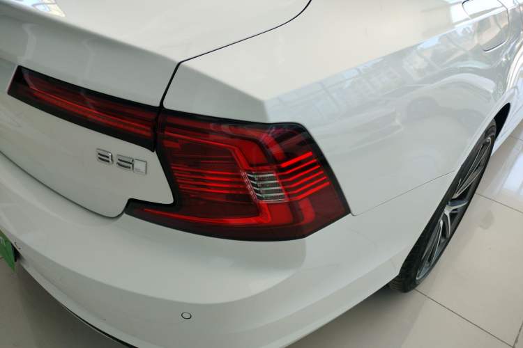 Used Volvo S90 2021 B5 Zhiyi Sport Edition
