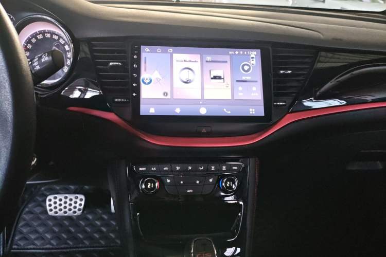 Used Buick Verano 2016 Hatchback GS 20T Dual-Clutch Passionate Sporty Model
