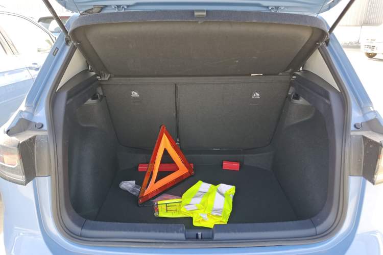 Used Volkswagen Tharu 2025 NewRui 300TSI Prestige Edition