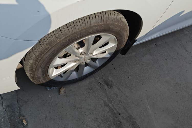 Used Chevrolet Cruze 2018 320 Automatic Pioneer Sunroof Edition
