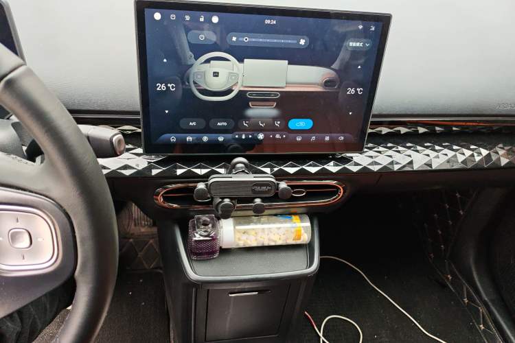 Used  3 2024 Zhi'ai Edition 330km Air