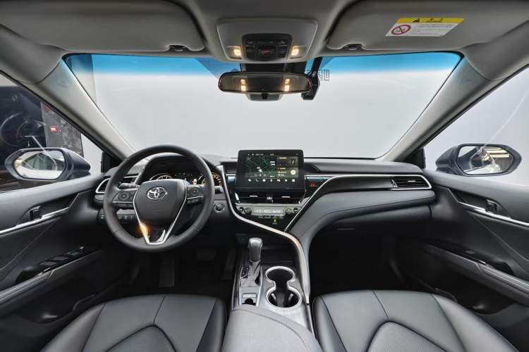 Used Toyota Camry 2021 2.0G Luxury Edition