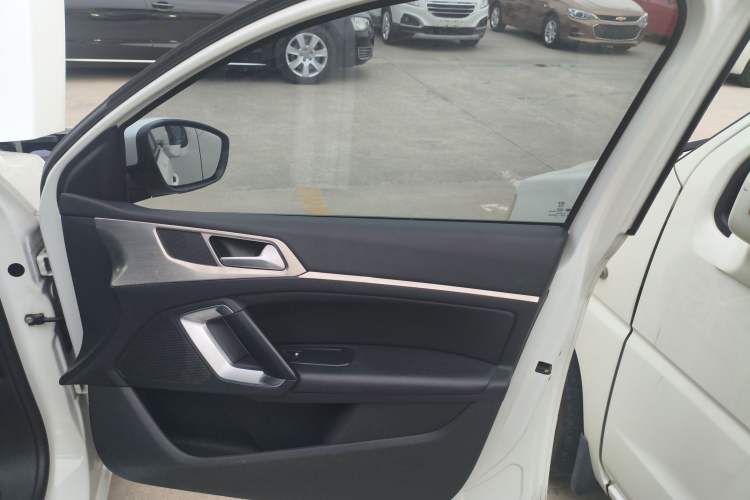 Used Peugeot 408 2014 1.8L Automatic Luxury Edition
