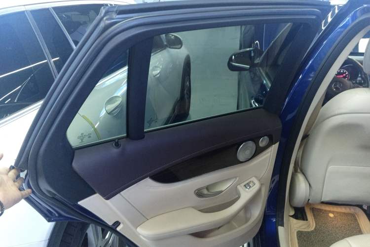 Used Mercedes-Benz GLC 2016 GLC 260 4MATIC Luxury Model
