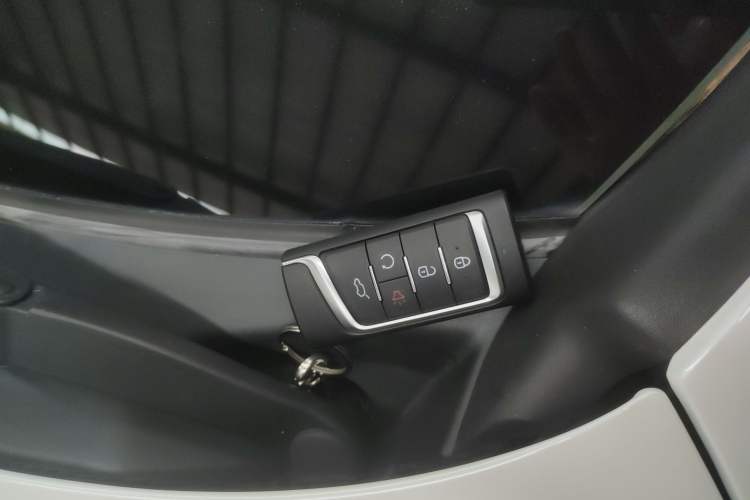 Used GAC Trumpchi M6 2021 PRO 270T DCT Luxury Edition
