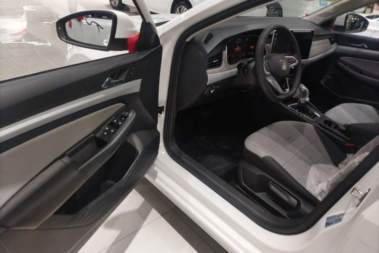 Used Volkswagen Bora 
