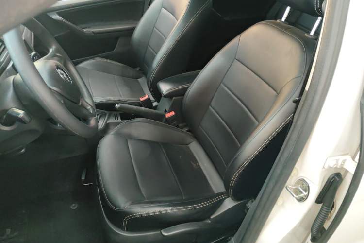 Used Volkswagen Lavida 2015 1.6L Automatic Fashion Edition