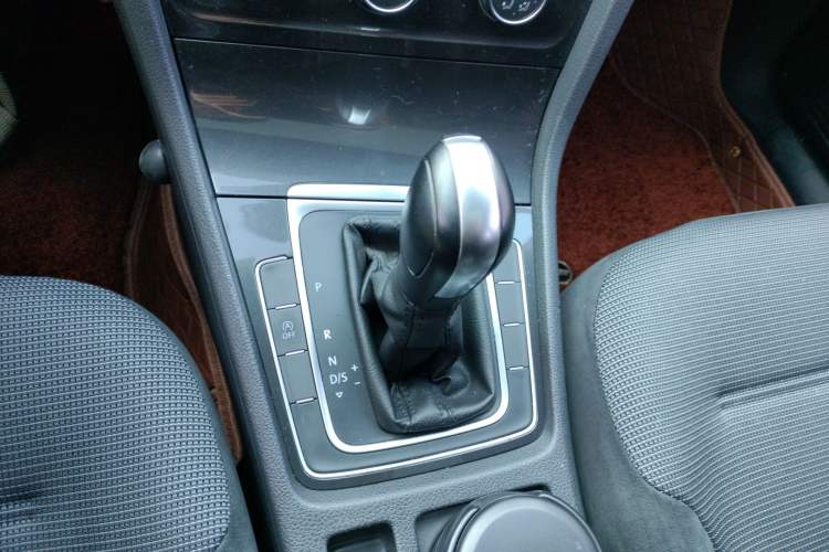 Used Volkswagen Golf 2018 230TSI Automatic Comfort Model