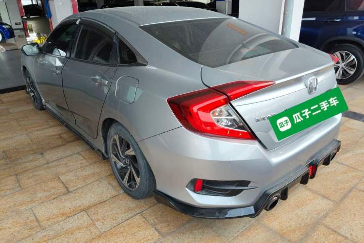 Used Honda Civic 2016 220TURBO CVT Luxury Edition