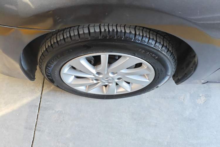 Used Nissan Sylphy 2014 1.6XV CVT Deluxe Edition
