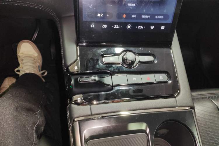 Used Nio ES8 2020 415 km Range 6-Seater Version