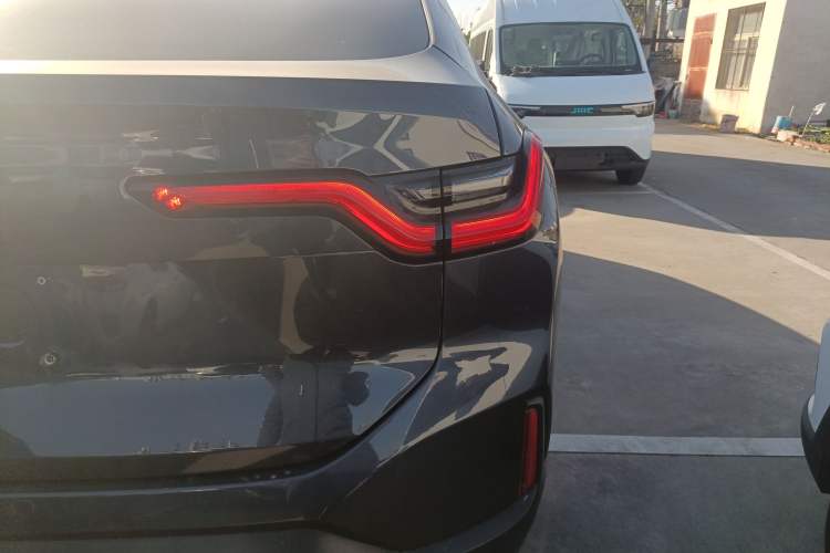 Used Nio EC6 2020 605 km Sport Edition
