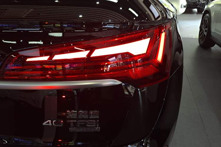 Used Audi Q5L 2022 40T Luxury Dynamic Model
