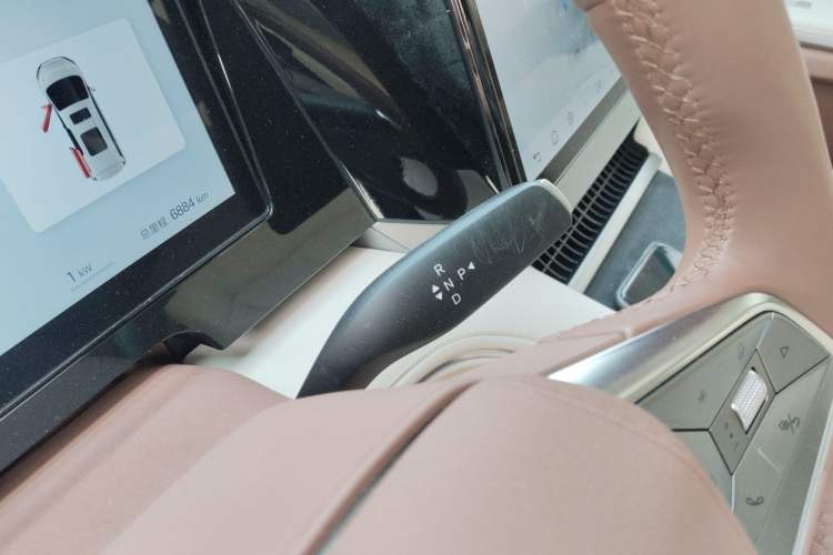 Used BYD Xia 2025 DM-i 1.5T 180km Beyond Edition
