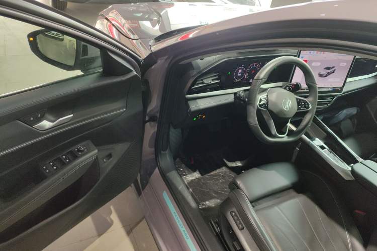 Used Volkswagen Passat 2025 Pro 380TSI Dragon Supreme Edition