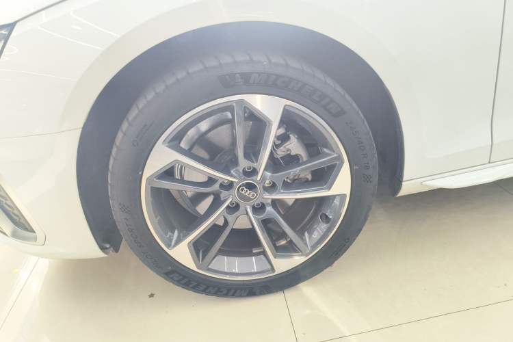 Used Audi A4L 2023 40 TFSI Fashion Dynamic Model