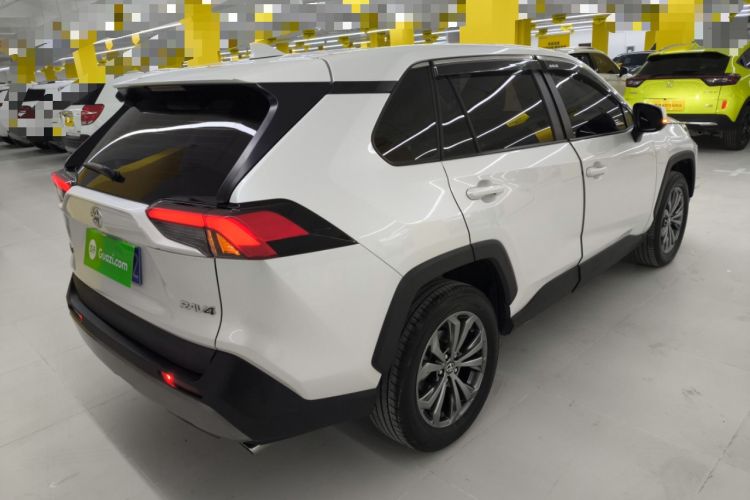 Used Toyota RAV4 2024 2.0L CVT Two-Wheel Drive Fashion Edition
