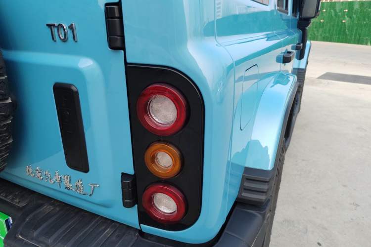 Used  T01 2025 2.0T Changfeng
