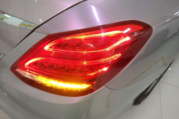 Used Mercedes-Benz C-Class 2018 C 180 L Fashion Edition Sport Version
