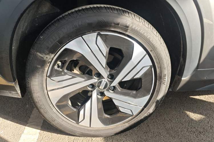 Used  E5 2024 530km Starship Edition
