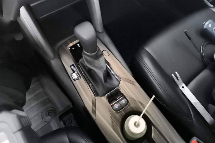 Used Toyota FRONTLANDER 2022 2.0L CVT Leading Edition