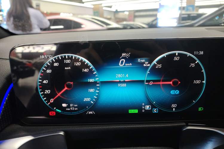 Used Mercedes-Benz EQB 2024 EQB 260