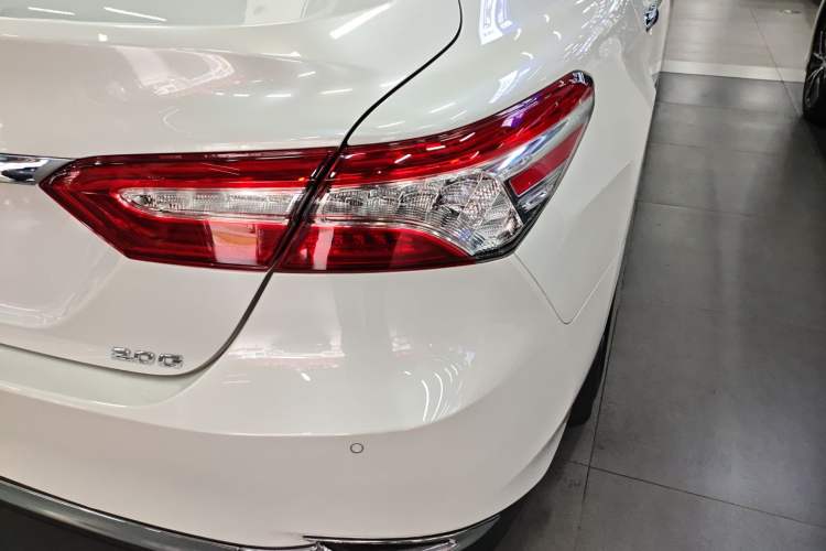 Used Toyota Camry 2023 2.0G Luxury Edition