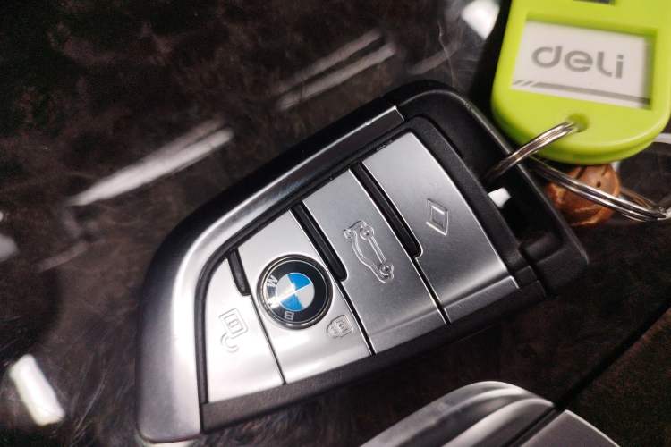 Used BMW 5 Series 2022 Second Facelift 525Li Luxury Package