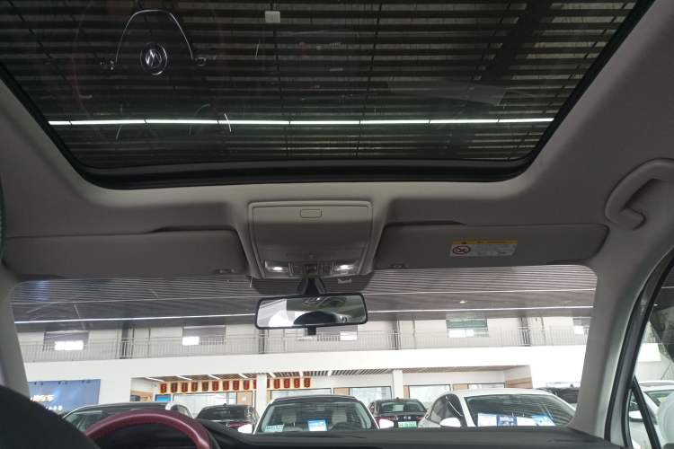 Used Volkswagen Tiguan L 2019 Updated Version 330TSI Automatic Two-Wheel Drive Panoramic Comfort Edition China VI Standard