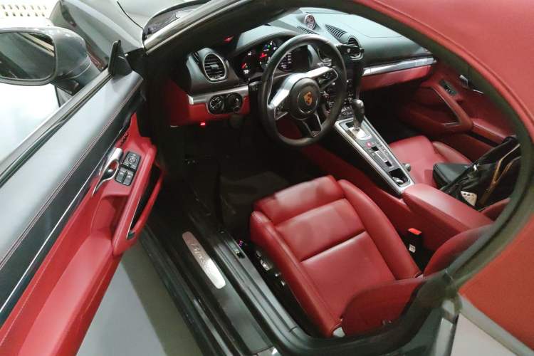 Used Porsche 718 2022 Boxster 2.0T