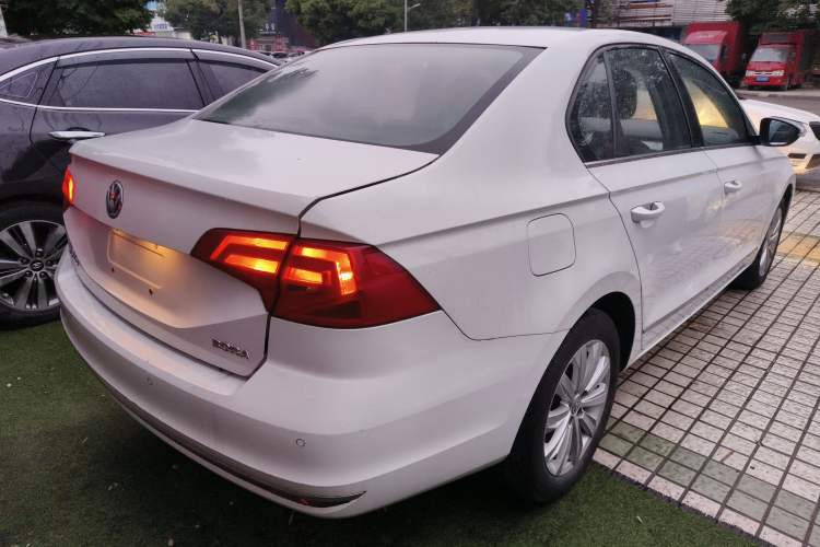 Used Volkswagen Bora 2016 1.6L Automatic Comfort Model
