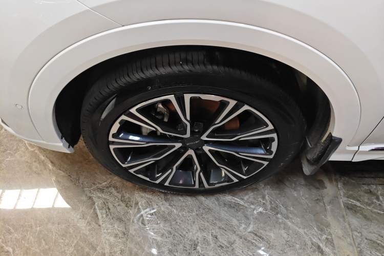 Used JETOUR X70 2021 Zhuge 1.6T DCT Wuhou 7-Seater
