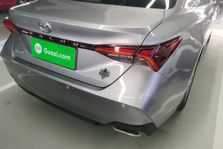 Used Toyota Avalon 2019 2.0L Luxury Edition China VI Standard
