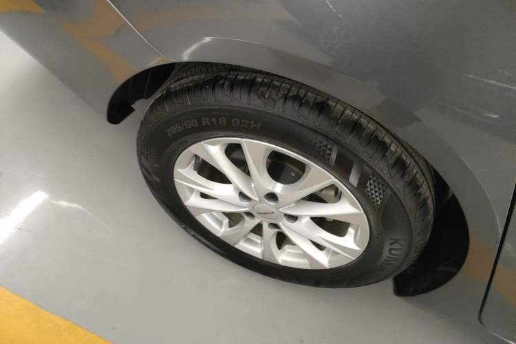 Used Roewe i5 2023 1.5L Manual Excellence Edition