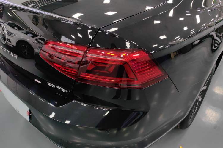 Used Volkswagen Magotan 2020 330TSI DSG Leading Model
