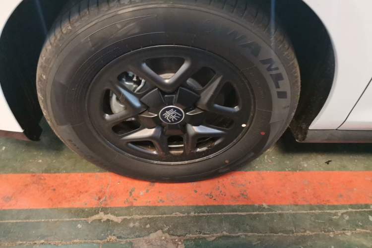 Used BYD Qin PLUS 2025 DM-i Smart Drive 55KM Leading Model
