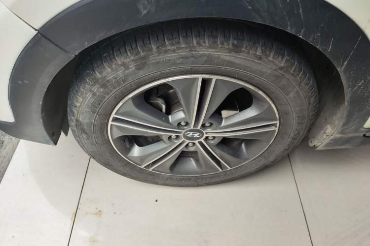 Used Hyundai ix25 2015 1.6L Automatic Two-Wheel Drive Smart GLS Trim
