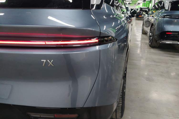 Used Zeekr 7X 2025 75 kWh Rear-Wheel Drive Intelligent Driving Version