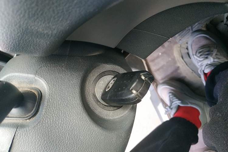 Used Great Wall Wingle 6 2014 2.0T Four-Wheel Drive Navigation Version 4D20B
