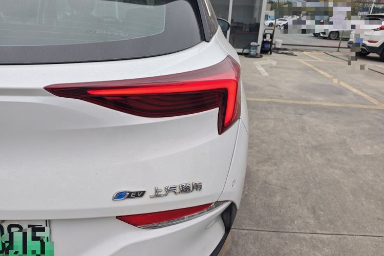 Used Buick Velite 6 2023 Revised Version 430 km Range – Commuter Edition
