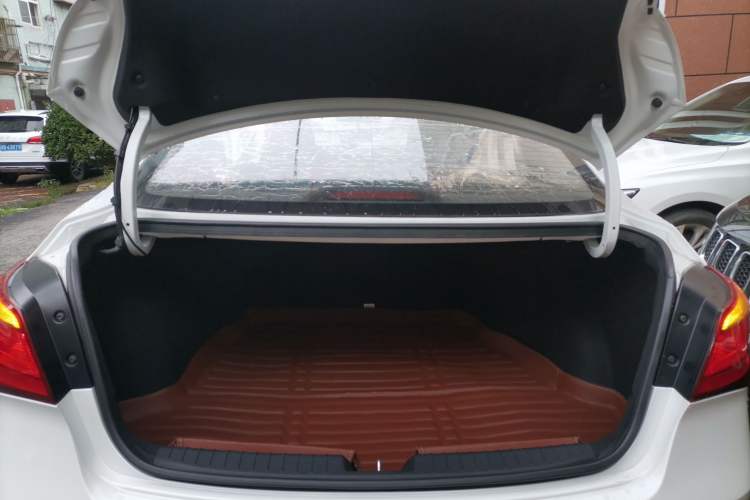 Used Hyundai Mistra 2016 1.8L Automatic Smart GLS
