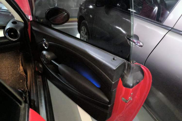 Used  MINI 2013 1.6L ONE Limited Edition First Version
