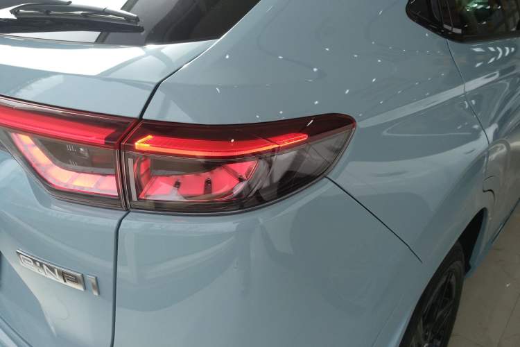 Used Honda e:NP1 2023 420 km Vision Edition
