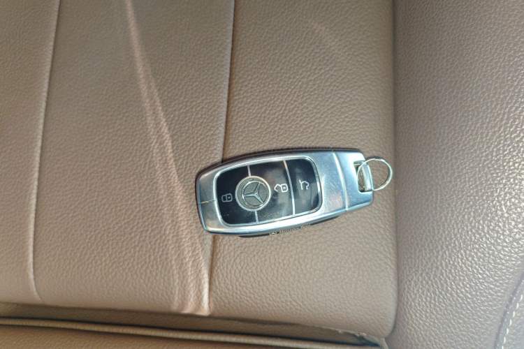 Used Mercedes-Benz GLB 2024 Refresh GLB 220 Fashion Edition
