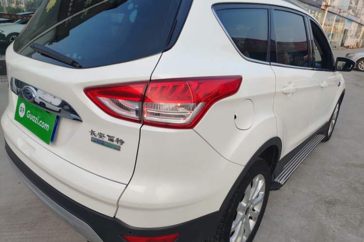 Used Ford Kuga 2013 1.6L GTDi Two-Wheel-Drive Trend Model
