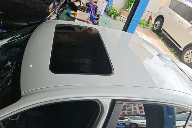 Used BMW 3 Series 2019 320Li Fashion Model
