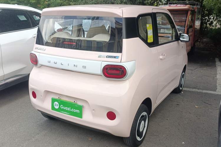 Used Wuling Hongguang MINIEV 2024 3rd Generation 215km Youth Edition
