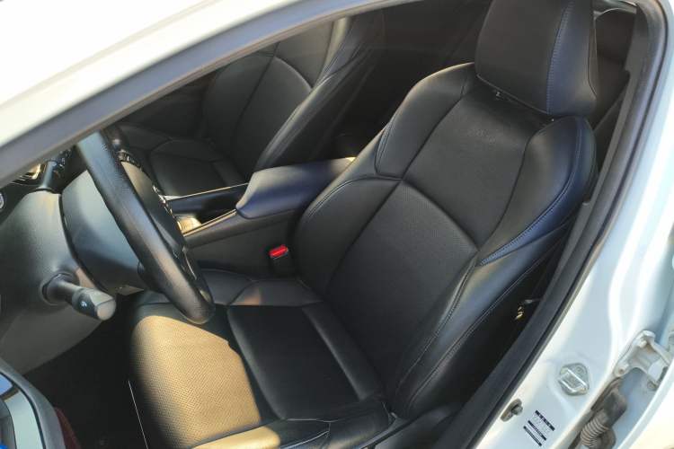 Used Toyota C-HR 2021 2.0L Comfort Edition
