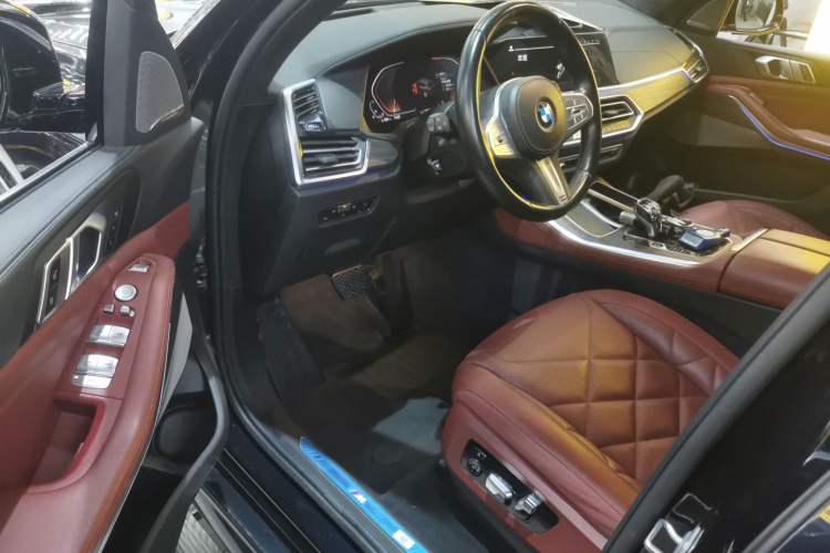 Used BMW X5 2022 Restyled xDrive 40Li M Sport Package
