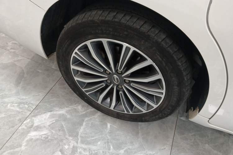 Used GAC Trumpchi M6 2021 270T DCT Luxury Edition (7-seater)
